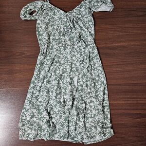 The General Good Green Floral V-Neck Midi Dress with Ruffle Detail